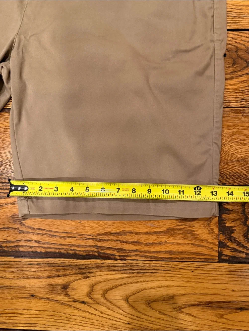 Jachs men flat